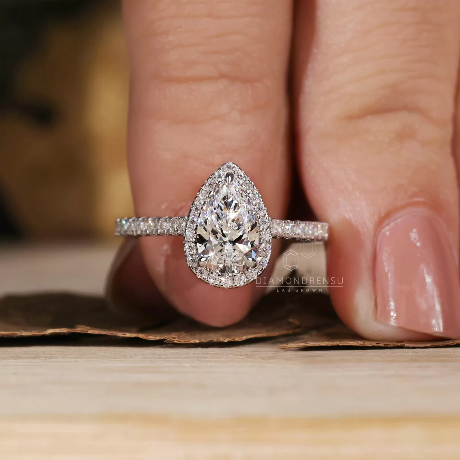best bow hpht diamond wedding ring