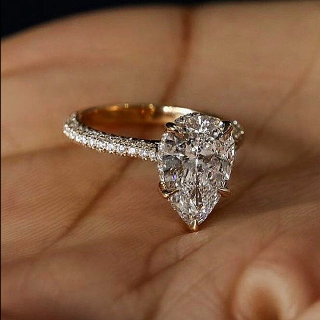 best lab grown diamond eternity ring for wife
