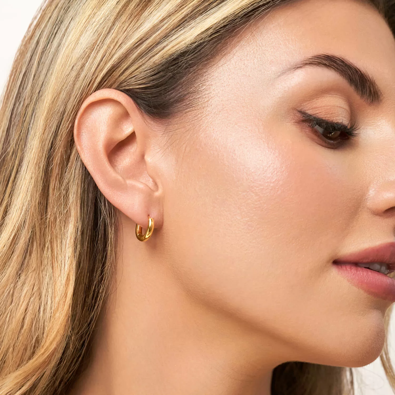 best real diamond stud earring for women