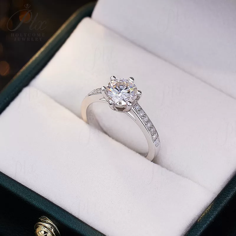 lab grown diamond solitaire ring gift for everyday wear